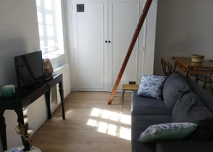 Central, Charming And Peaceful