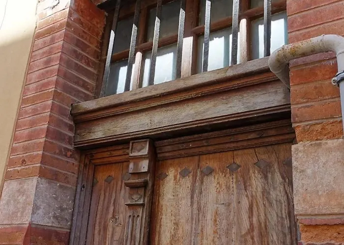 Central, Charming And Peaceful